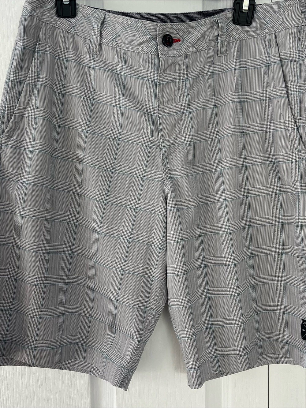 O'Neill Men's Gray Plaid Chino Hybrid Shorts Zippered Pocket Size 34 Casual Surf